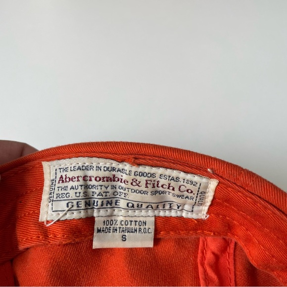 Hat - Picture 3 of 3